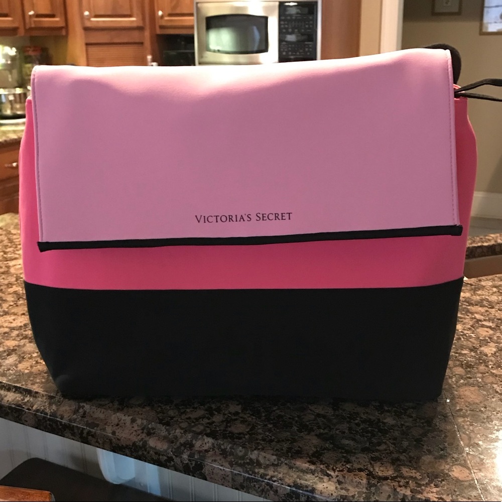 Victoria’s Secret neoprene cooler new without tag